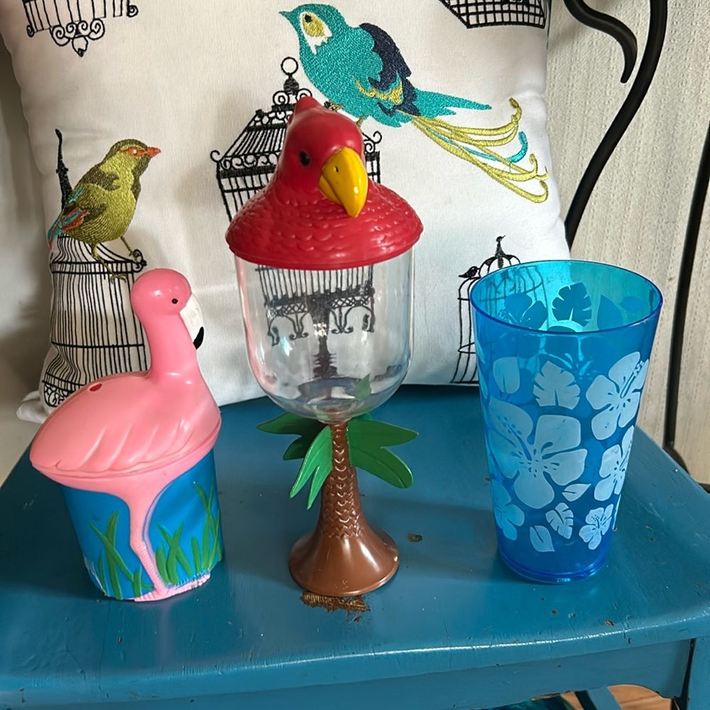 Vintage Plastic Tropical Drink Cups